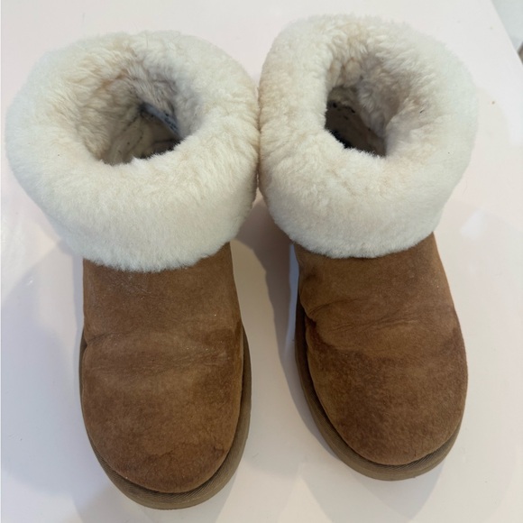 UGG tan mini fluff US 8 - Picture 2 of 9